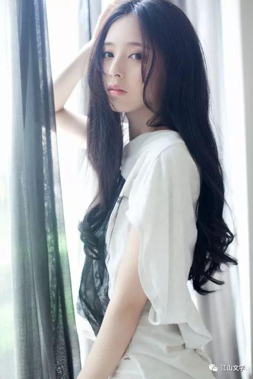 校园校花吃瓜事件小说免费阅读,揭秘校园风云背后的秘密